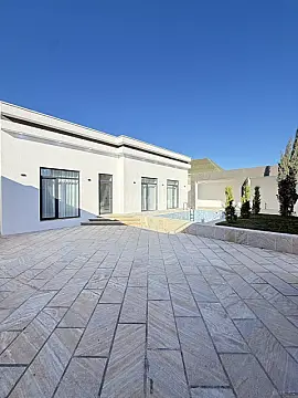 Satılır 4 otaqlı həyət evi 140 m²