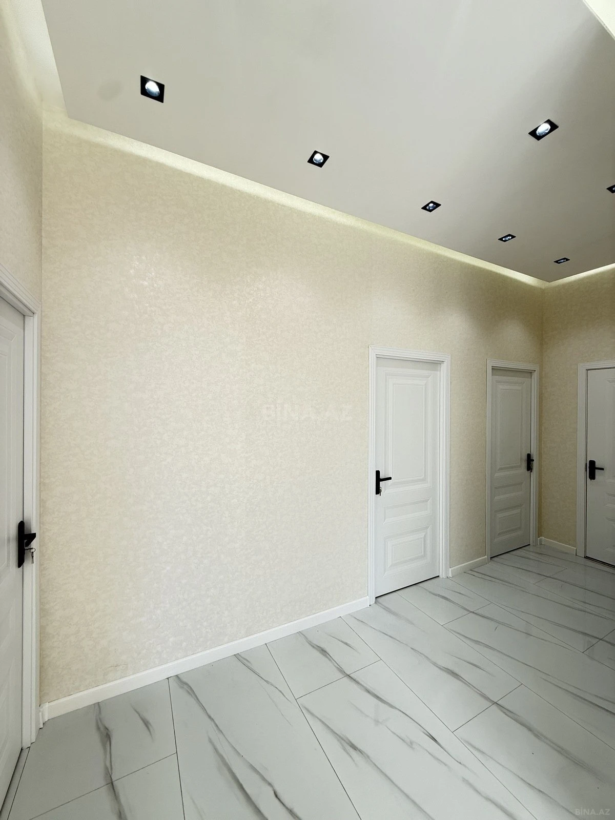 Satılır 4 otaqlı həyət evi 140 m²