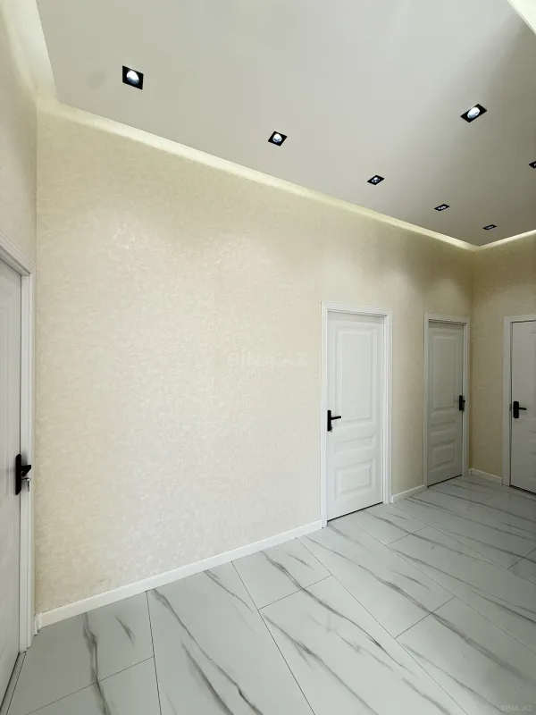 Satılır 4 otaqlı həyət evi 140 m²