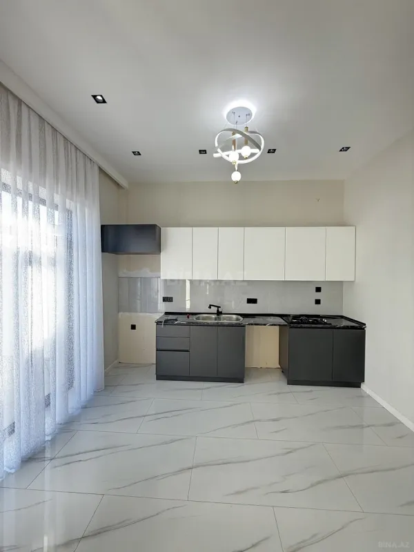 Satılır 4 otaqlı həyət evi 140 m²