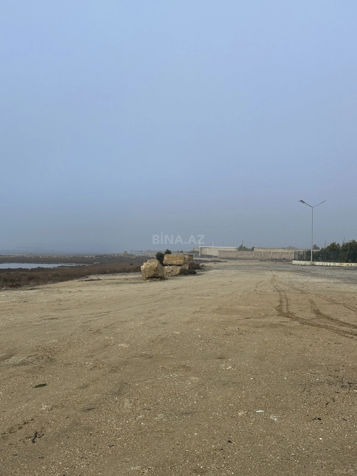 Satılır 14 otaqlı həyət evi 800 m²