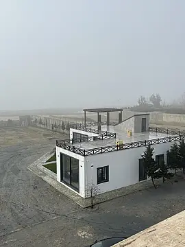 Satılır 14 otaqlı həyət evi 800 m²