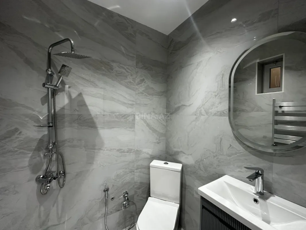 Satılır 4 otaqlı həyət evi 130 m²