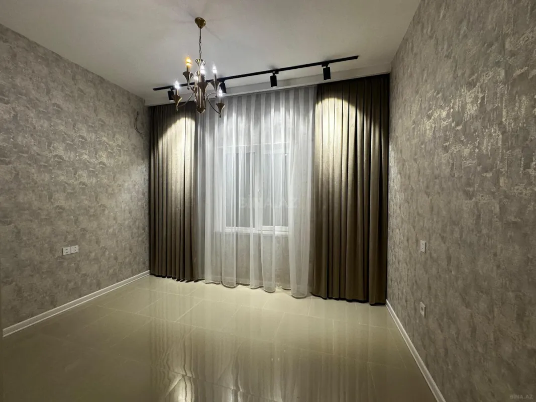 Satılır 4 otaqlı həyət evi 130 m²