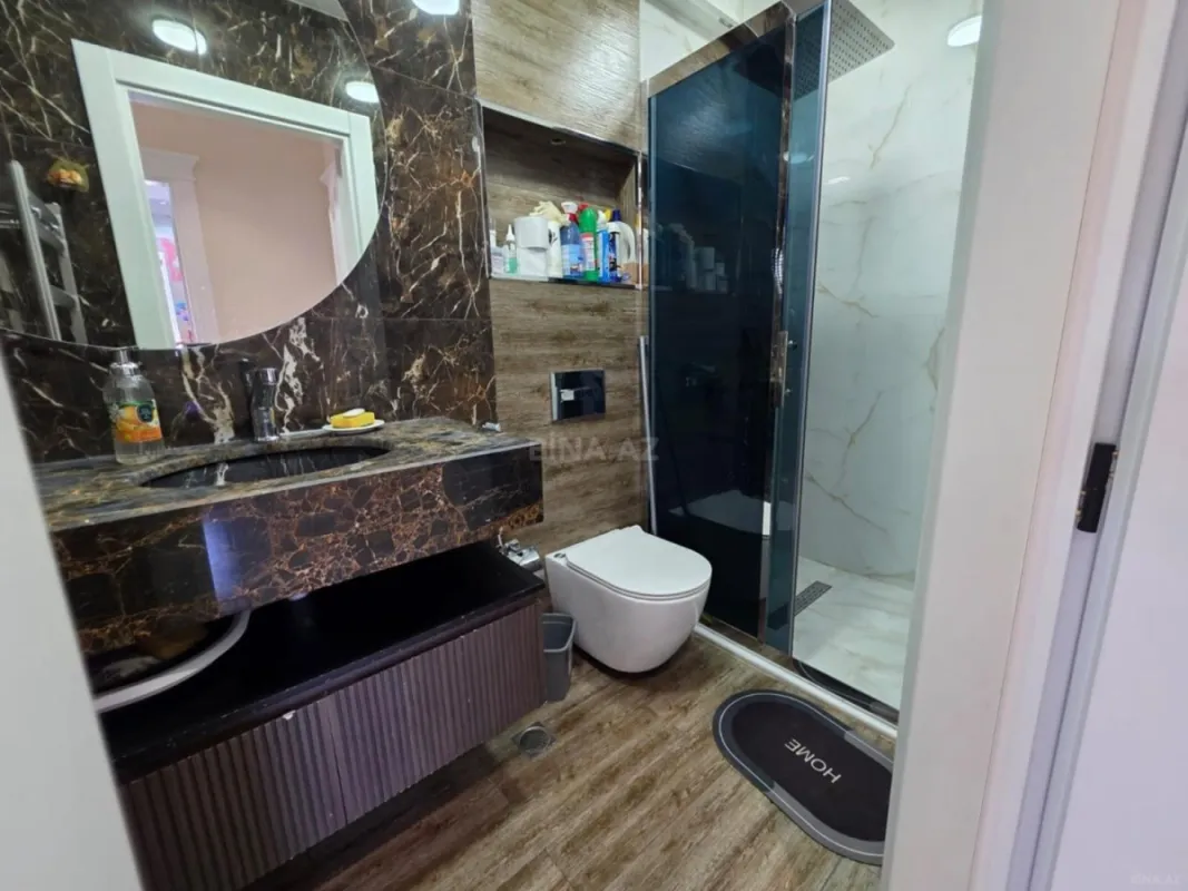 Satılır 3 otaqlı mənzil 127 m²