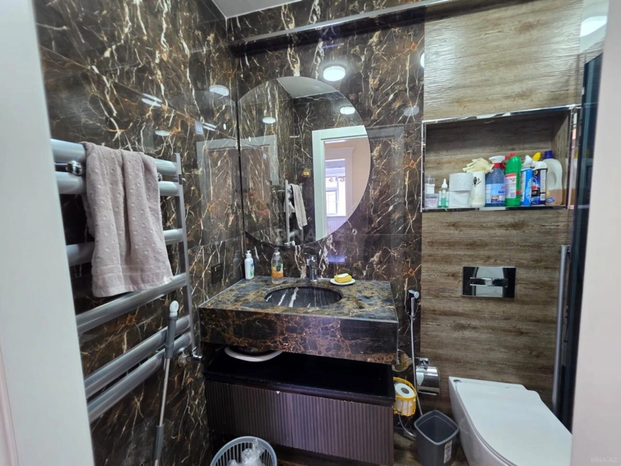 Satılır 3 otaqlı mənzil 127 m²