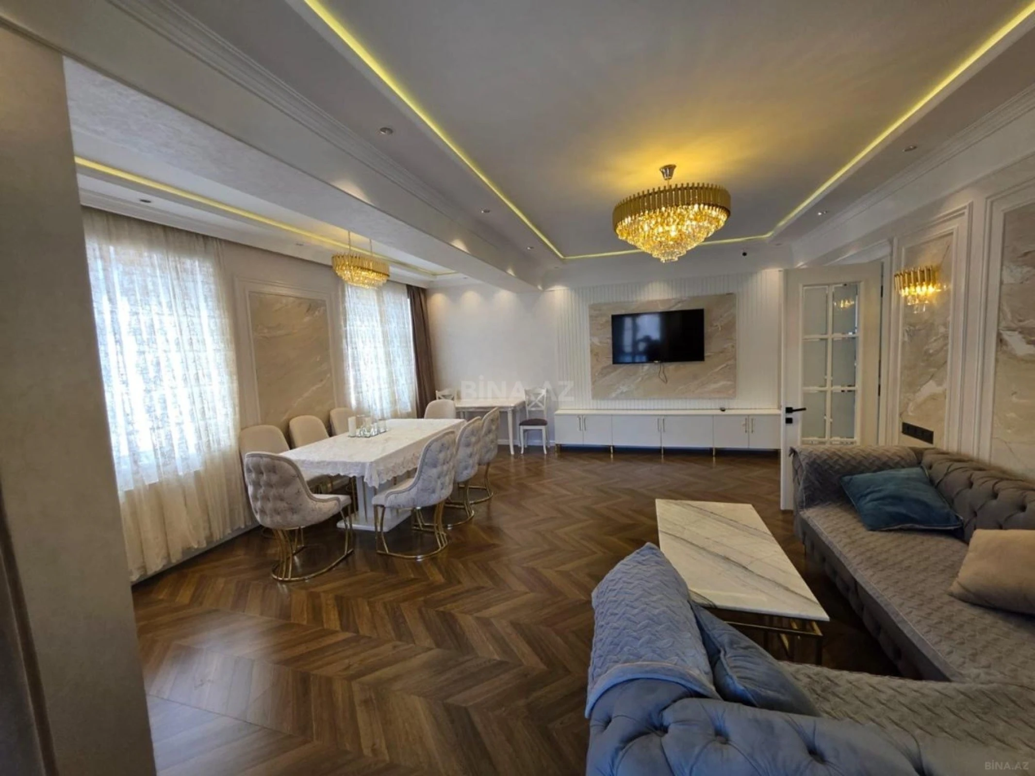 Satılır 3 otaqlı mənzil 127 m²