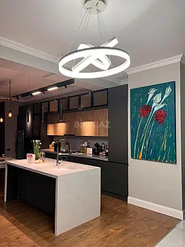 Kirayə verilir 3 otaqlı mənzil 150 m²