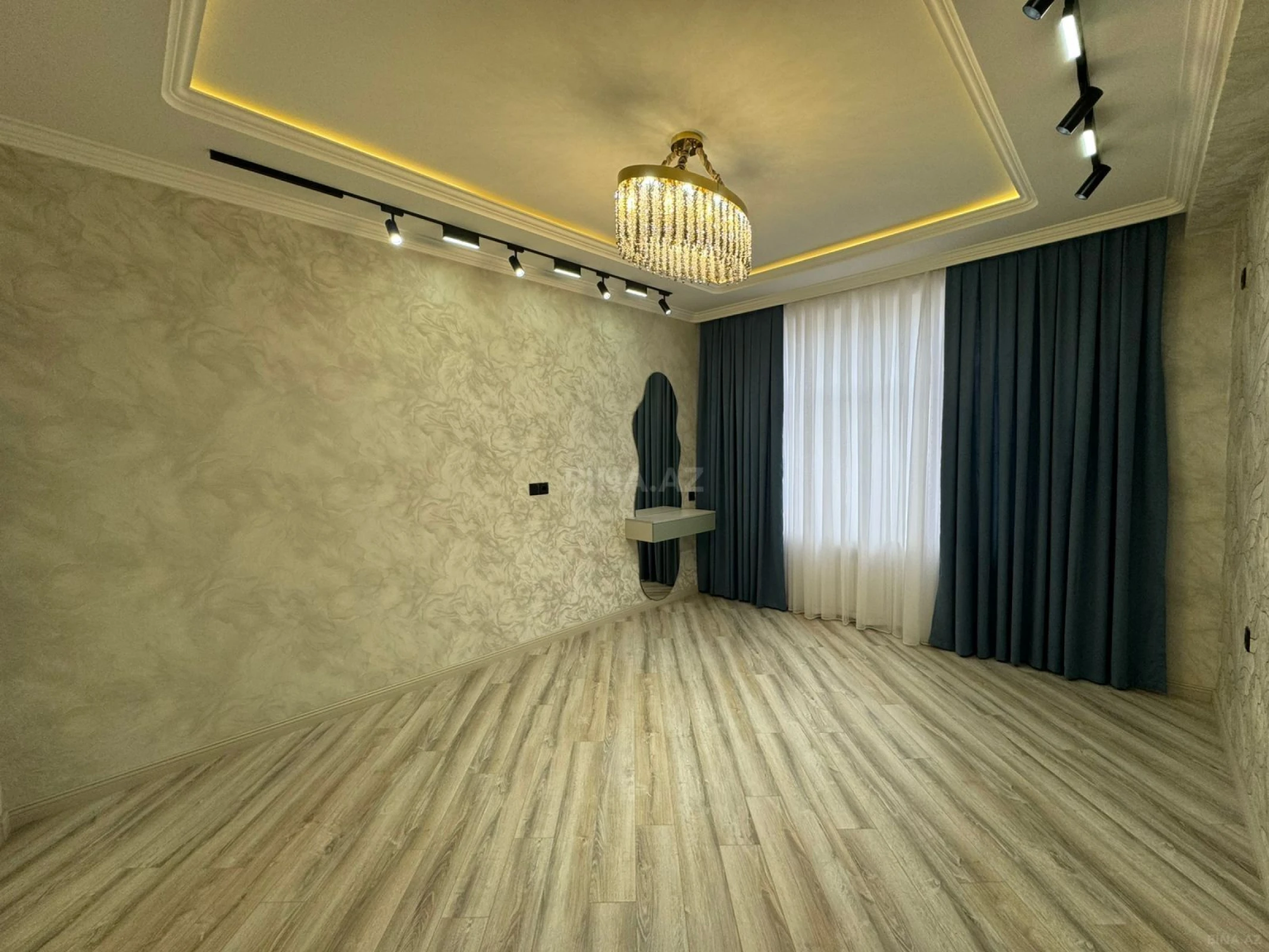 Satılır 3 otaqlı mənzil 86 m²