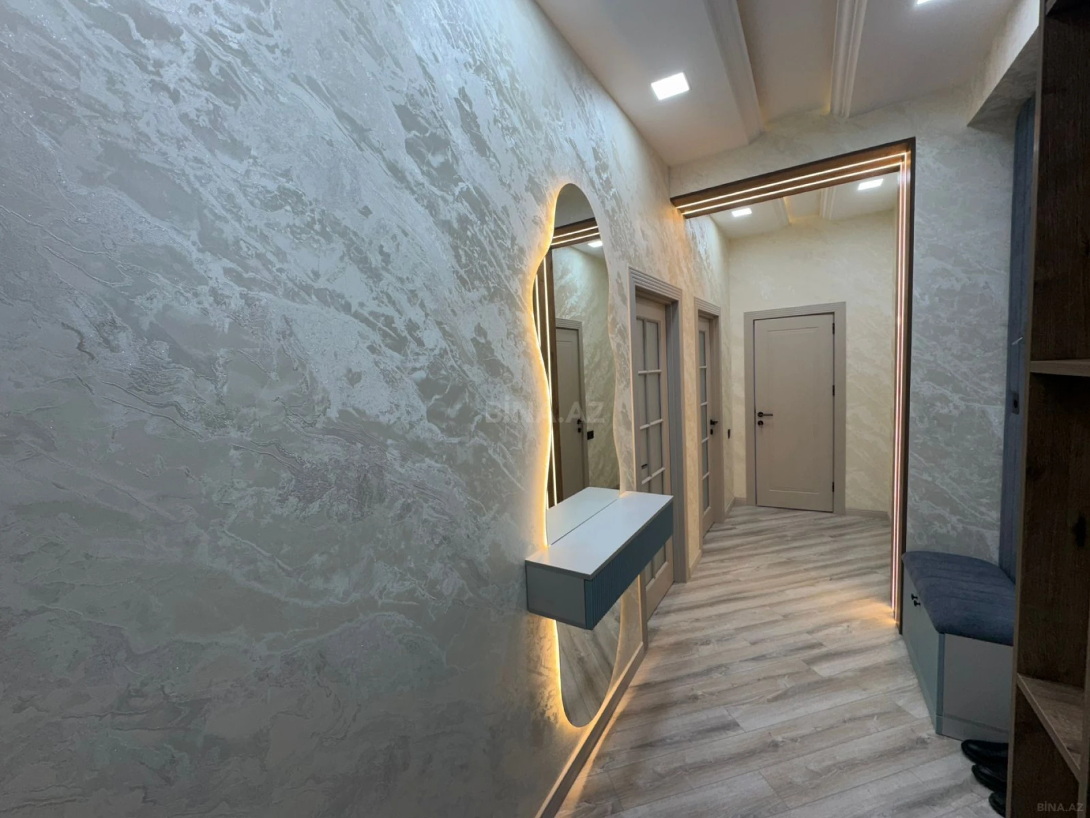 Satılır 3 otaqlı mənzil 86 m²