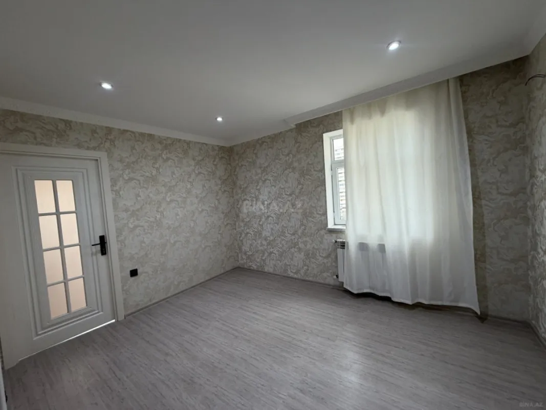 Satılır 2 otaqlı mənzil 42 m²
