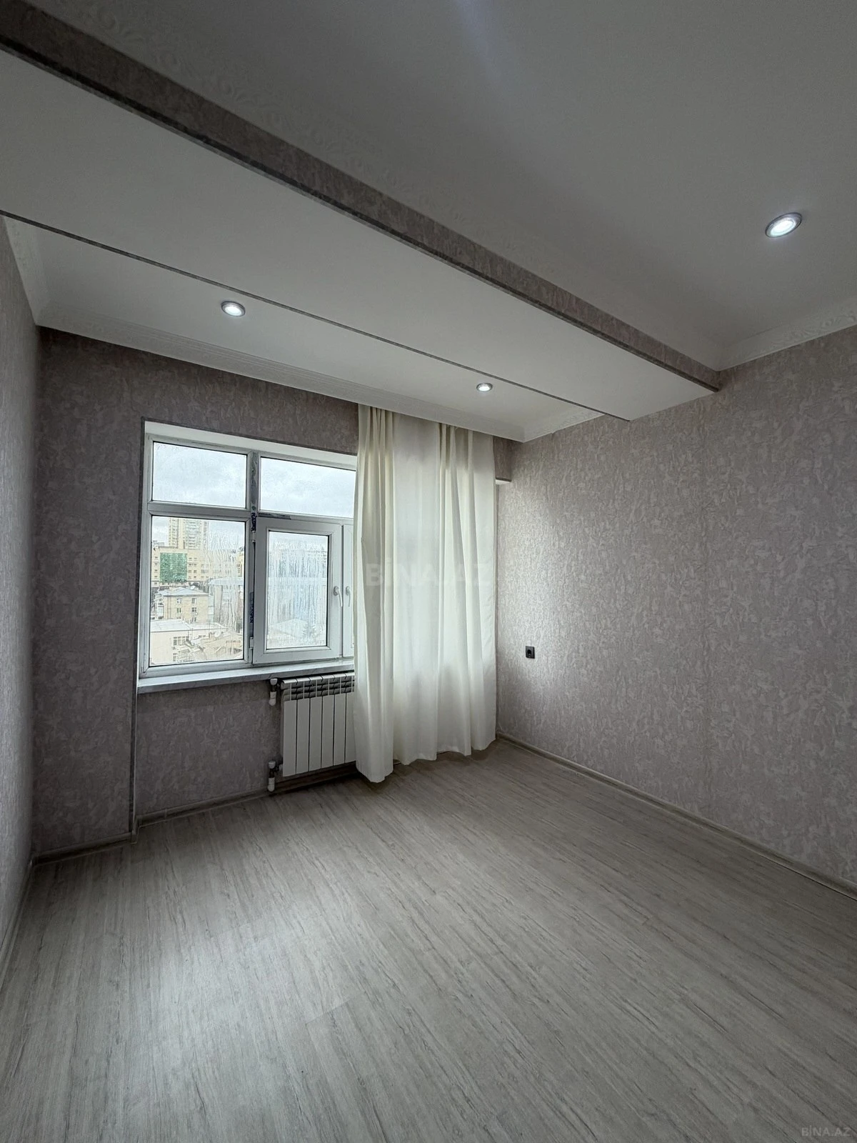 Satılır 2 otaqlı mənzil 42 m²