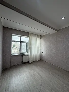 Satılır 2 otaqlı mənzil 42 m²