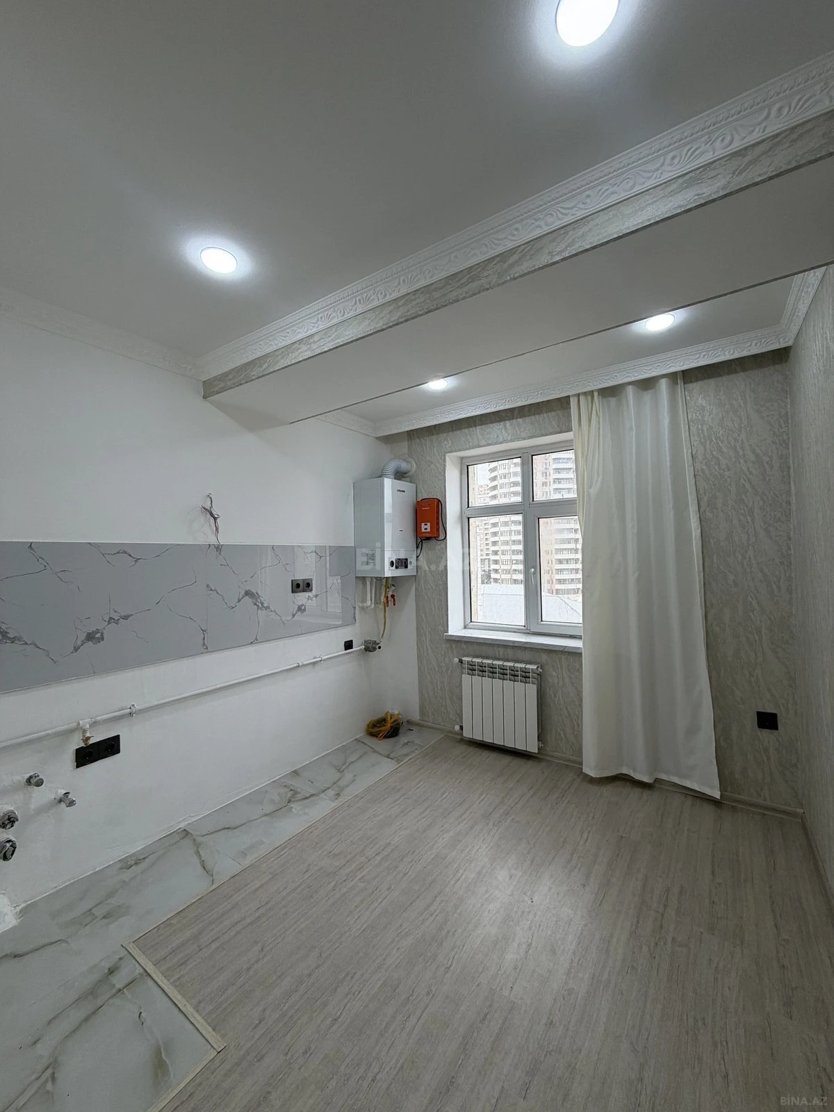 Satılır 2 otaqlı mənzil 42 m²