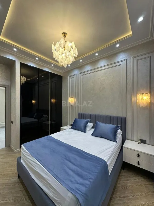 Satılır 3 otaqlı mənzil 122 m²