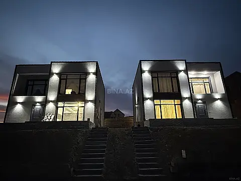 Satılır 8 otaqlı həyət evi 400 m² — Bakı, Novxanı 8 otaq 400.00 m²