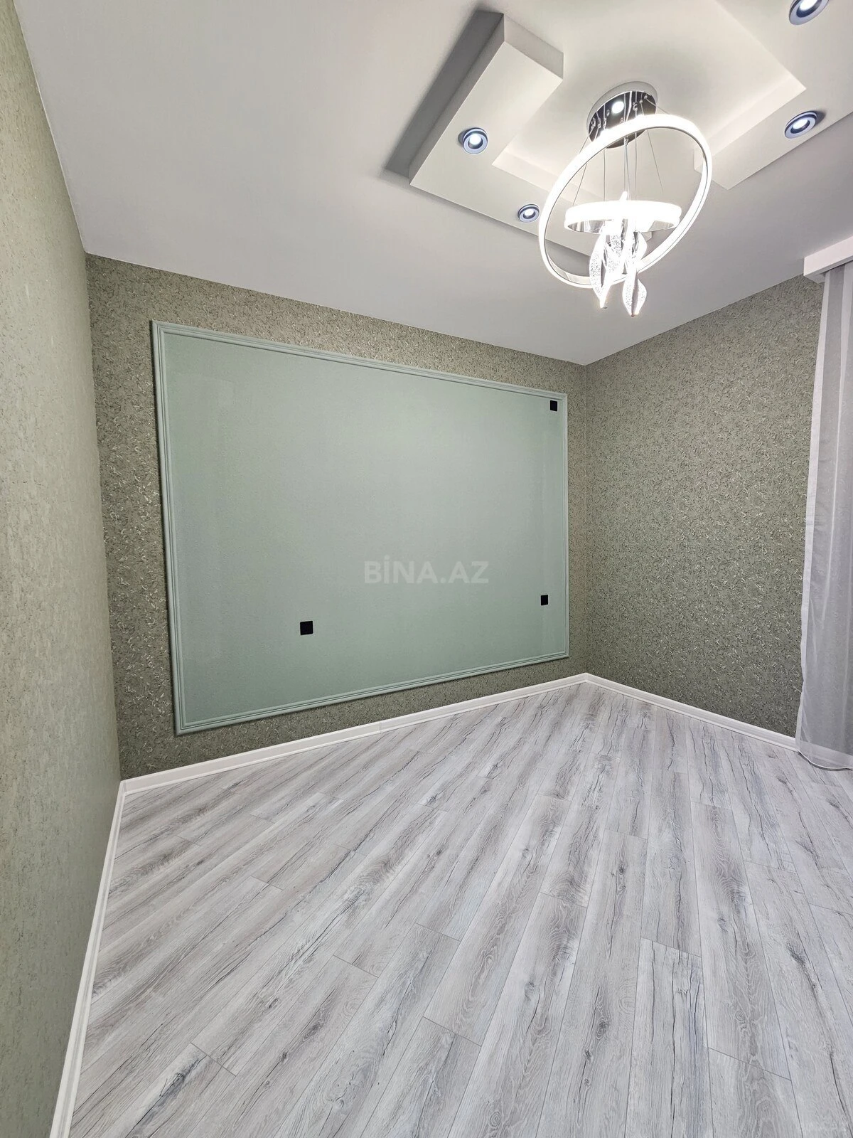 Satılır 4 otaqlı həyət evi 160 m²