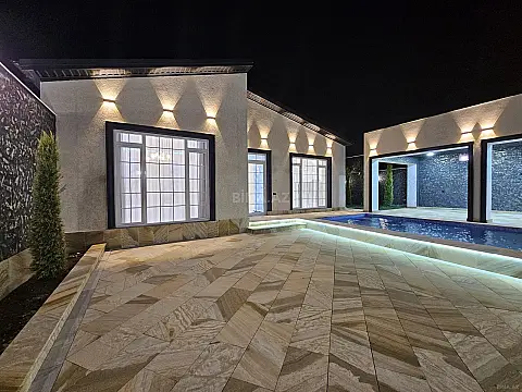 Satılır 4 otaqlı həyət evi 160 m²