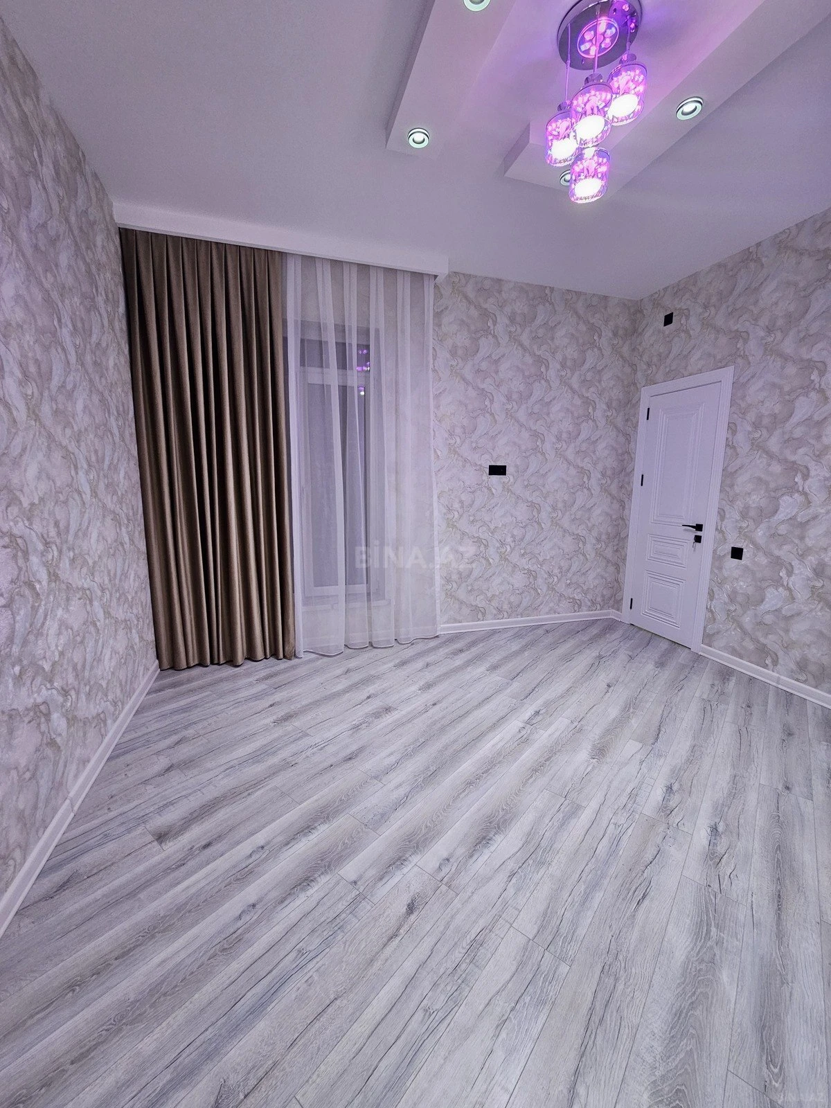 Satılır 4 otaqlı həyət evi 160 m²