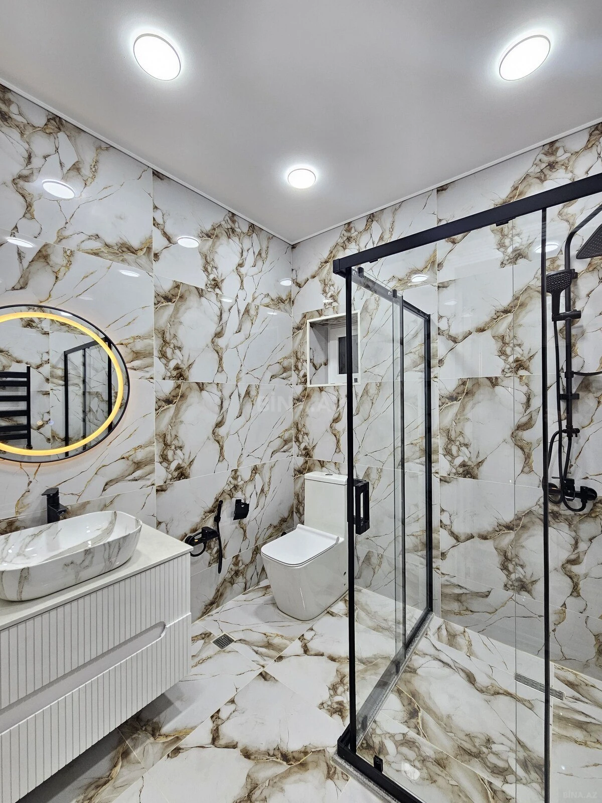 Satılır 4 otaqlı həyət evi 160 m²