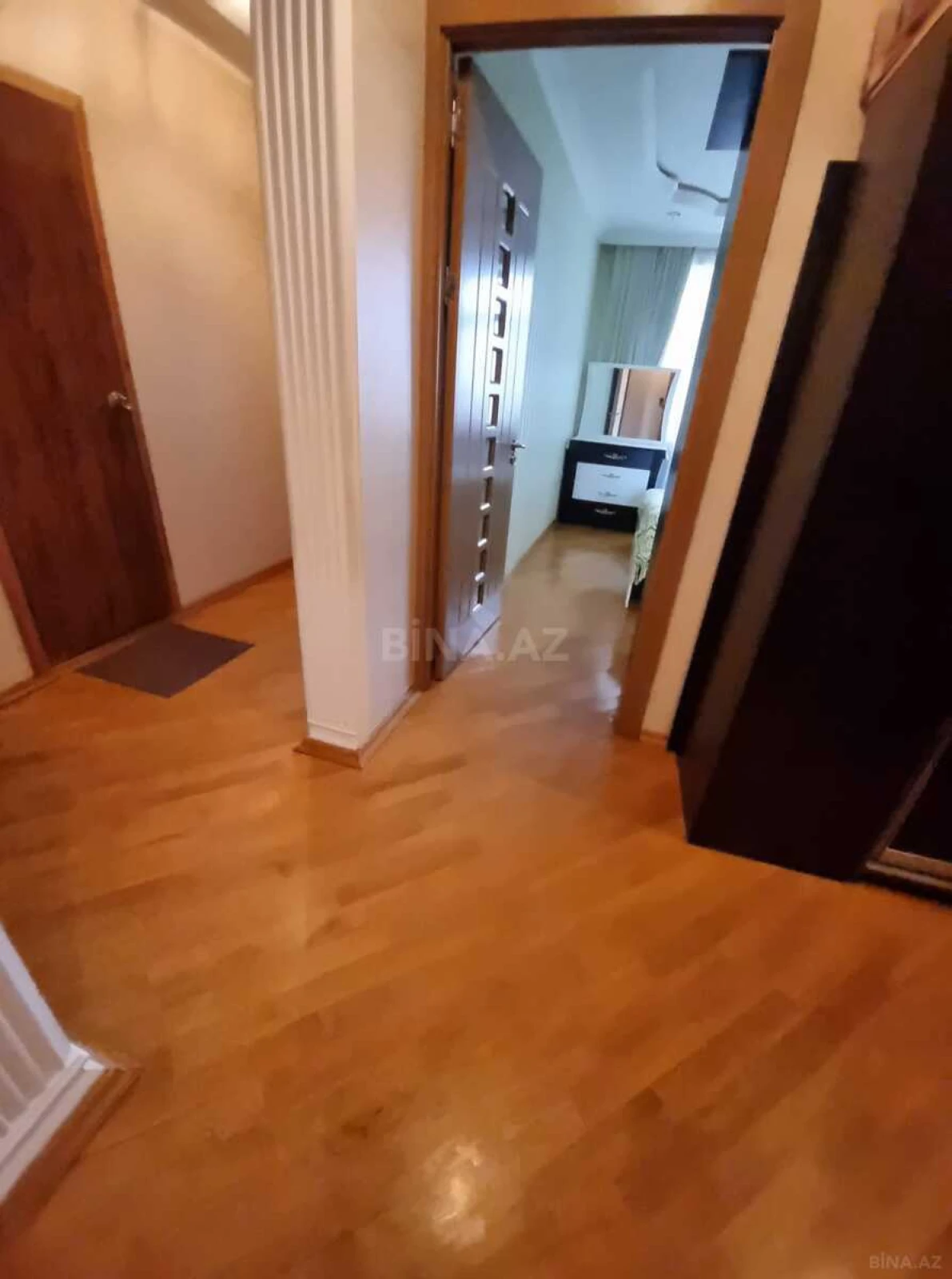 Satılır 3 otaqlı mənzil 90 m²