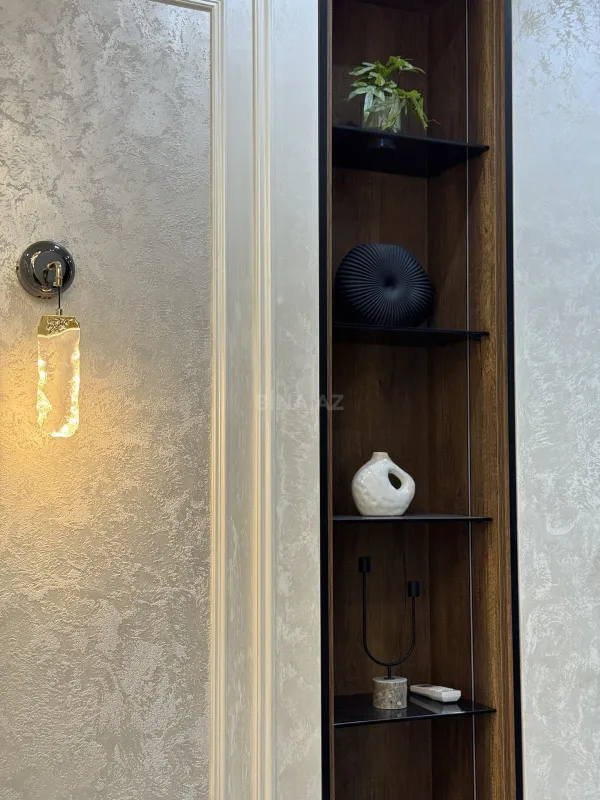 Satılır 3 otaqlı mənzil 128 m²