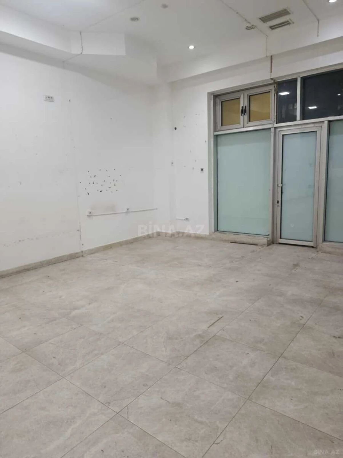 Kirayə verilir obyekt 75 m²