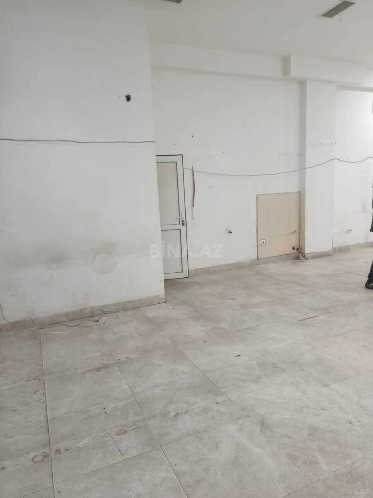 Kirayə verilir obyekt 75 m²