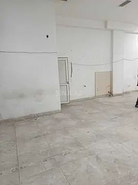 Kirayə verilir obyekt 75 m²