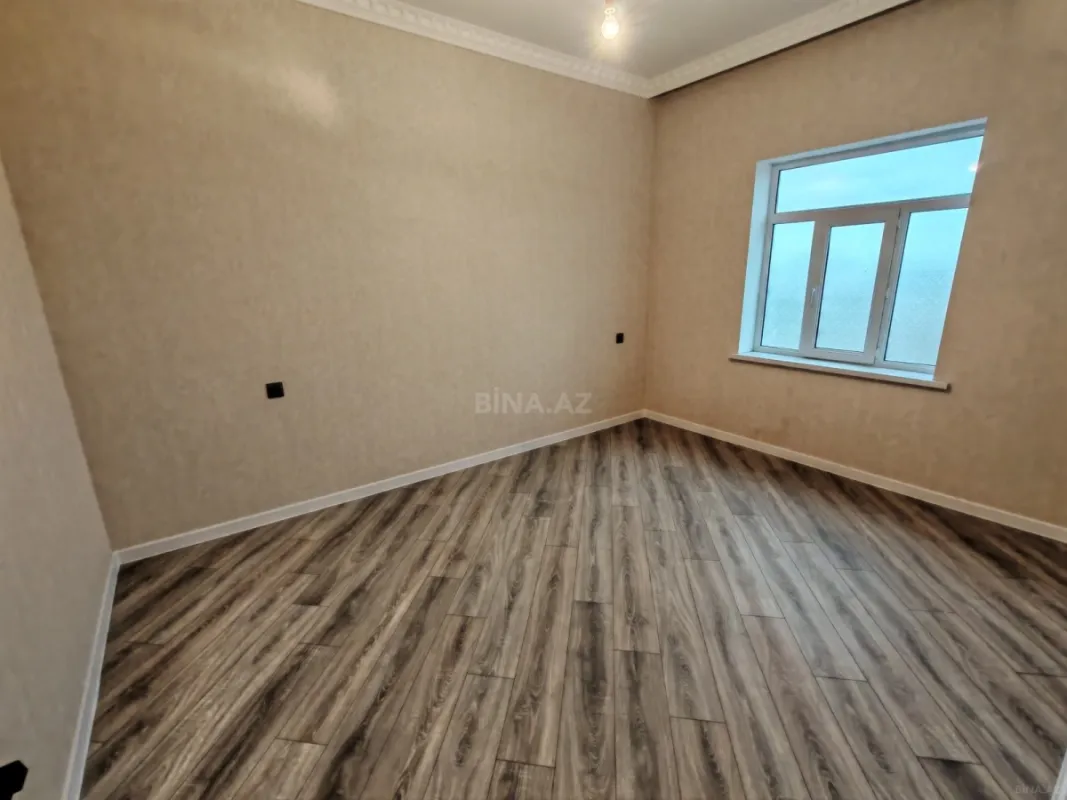 Satılır 5 otaqlı həyət evi 220 m²