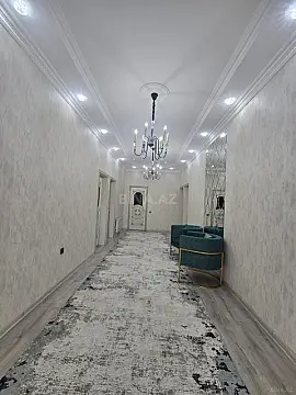 Satılır 5 otaqlı həyət evi 225 m²