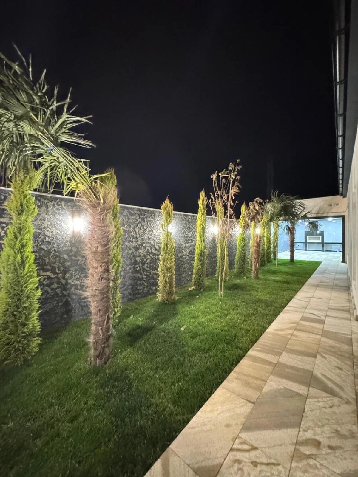 Satılır 4 otaqlı həyət evi 190 m²