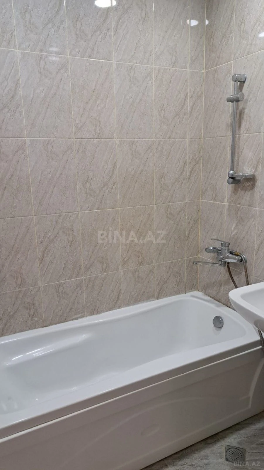 Satılır 3 otaqlı mənzil 85 m²