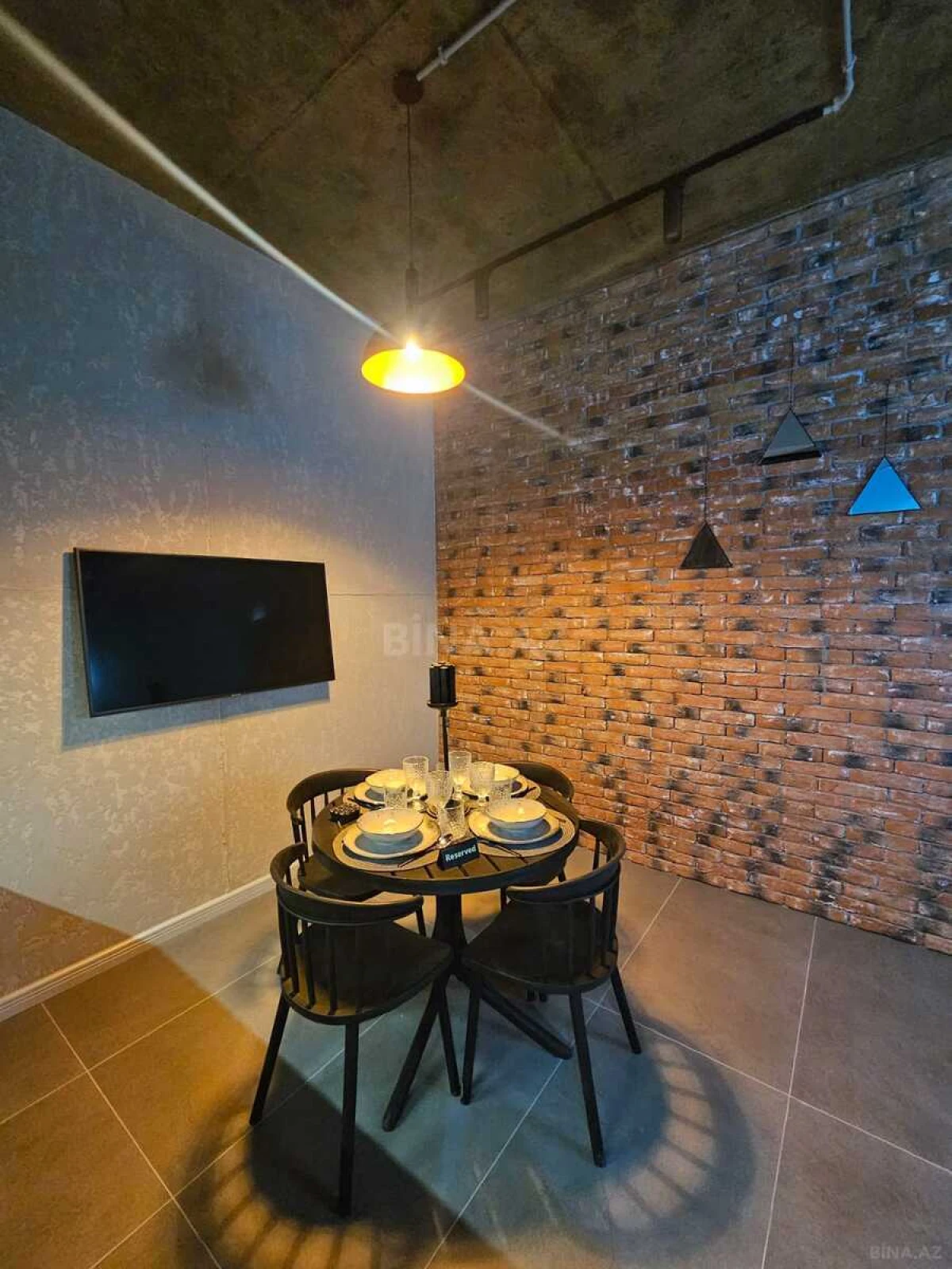 Satılır 2 otaqlı mənzil 56 m²