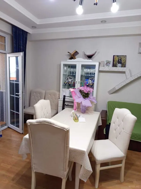Satılır 3 otaqlı mənzil 67 m²