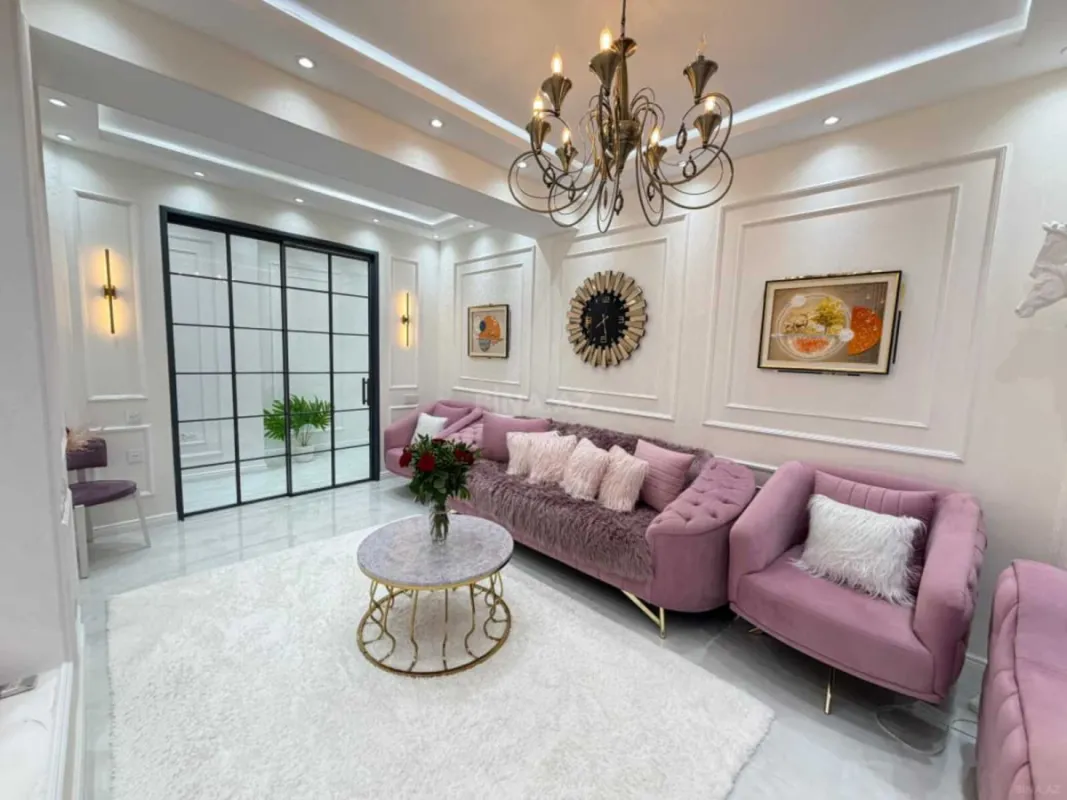 Satılır 3 otaqlı mənzil 127 m²