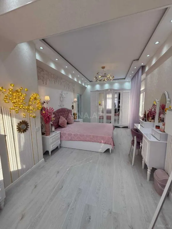 Satılır 3 otaqlı mənzil 127 m²