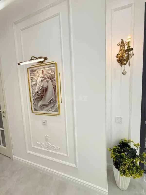 Satılır 3 otaqlı mənzil 127 m²