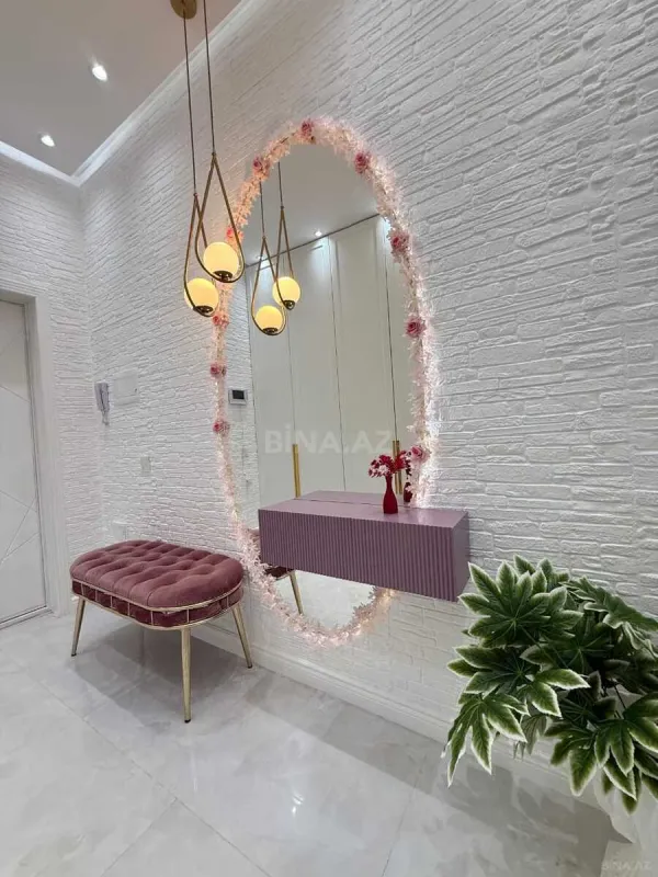 Satılır 3 otaqlı mənzil 127 m²