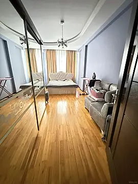 Satılır 2 otaqlı mənzil 85 m²