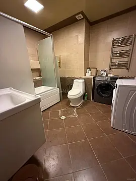 Satılır 2 otaqlı mənzil 85 m²