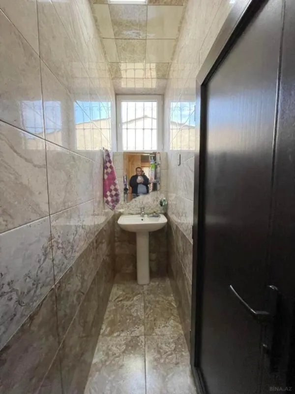 Satılır 6 otaqlı həyət evi 210 m²