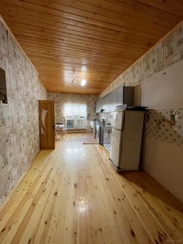 Satılır 6 otaqlı həyət evi 210 m²