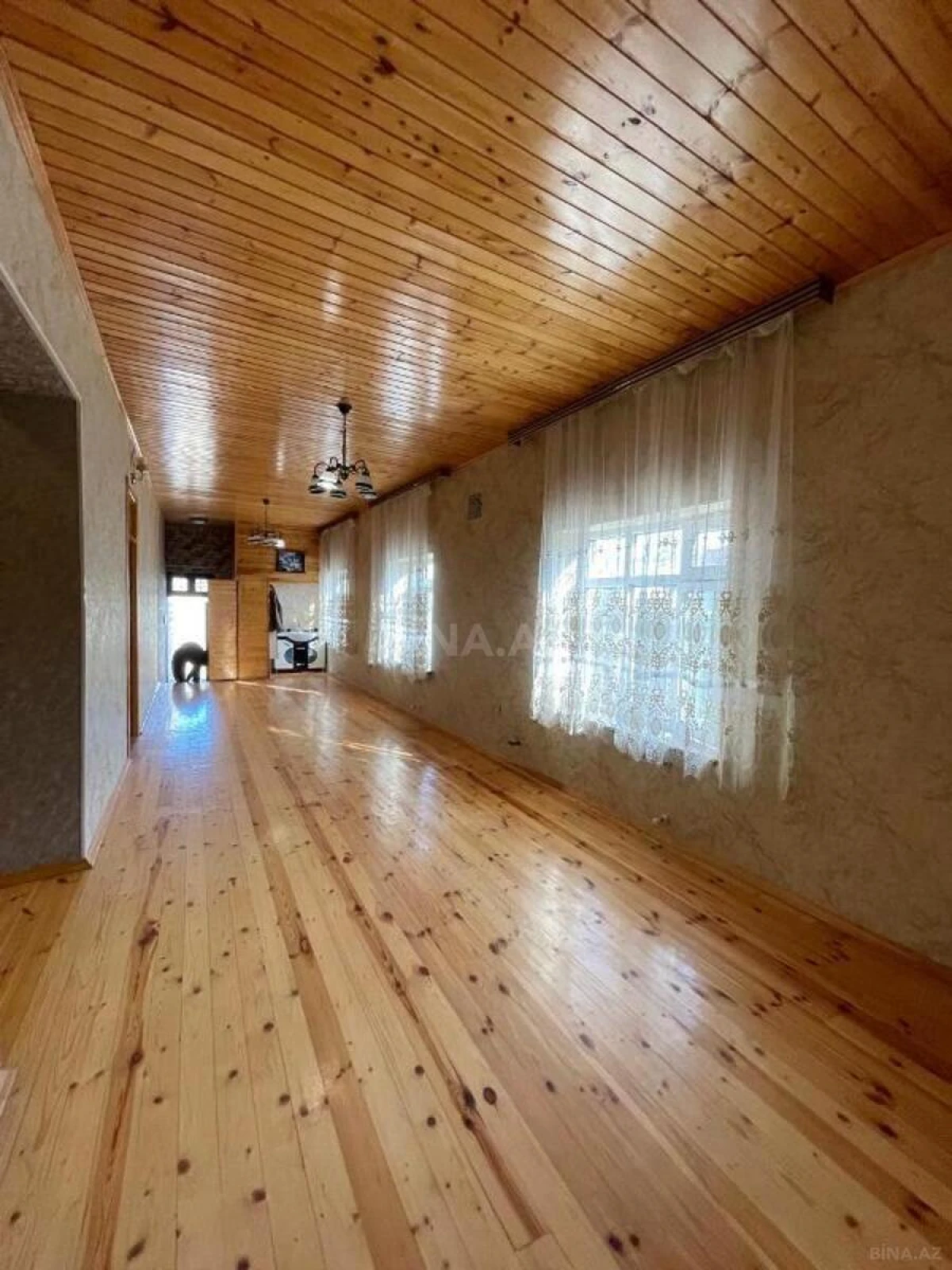 Satılır 6 otaqlı həyət evi 210 m²
