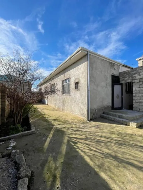 Satılır 6 otaqlı həyət evi 210 m²