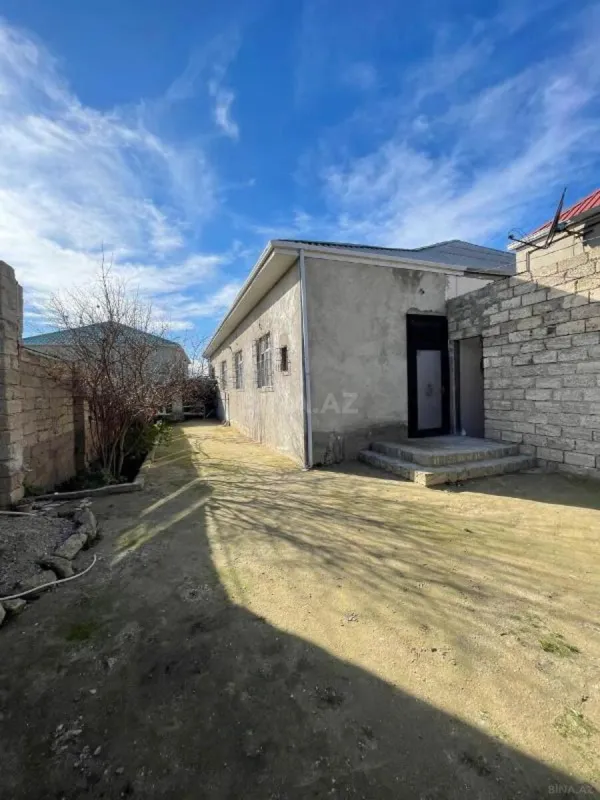 Satılır 6 otaqlı həyət evi 210 m²
