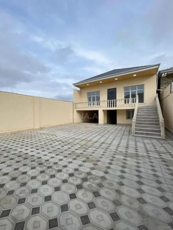 Satılır 4 otaqlı həyət evi 130 m²