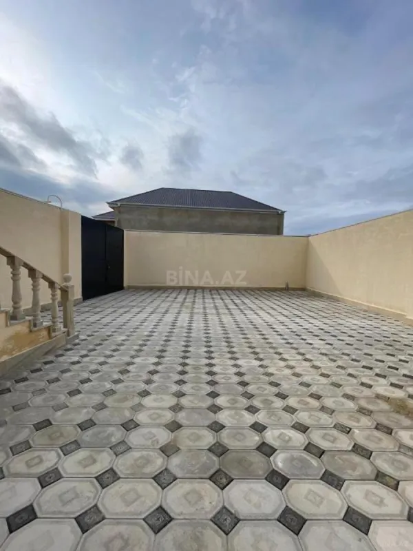 Satılır 4 otaqlı həyət evi 130 m²