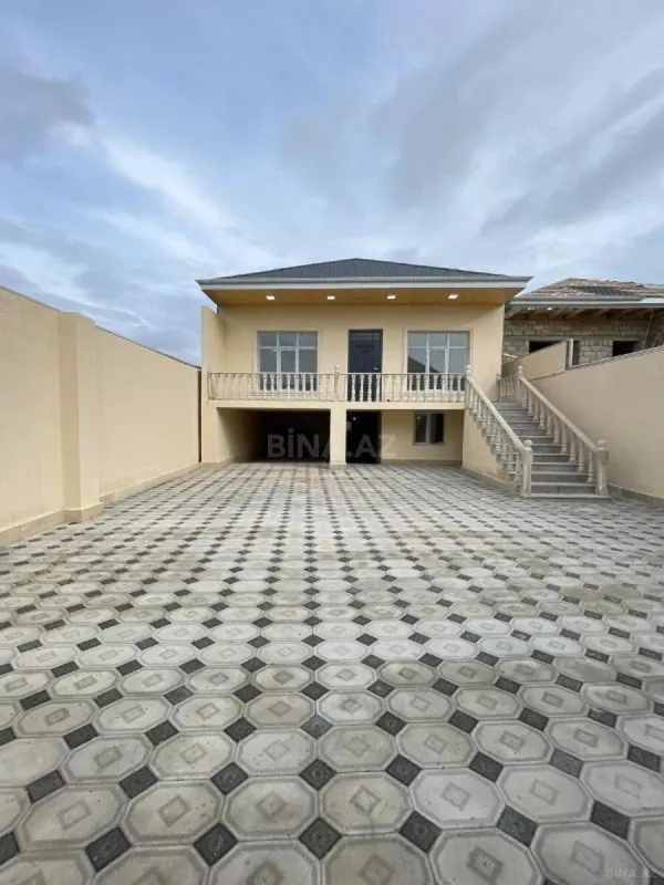 Satılır 4 otaqlı həyət evi 130 m²