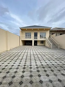 Satılır 4 otaqlı həyət evi 130 m²